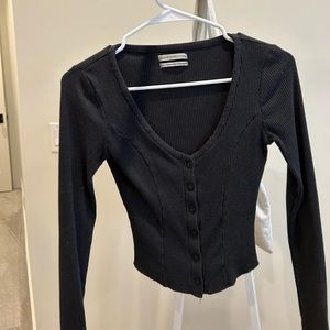 UO black button up long sleeve